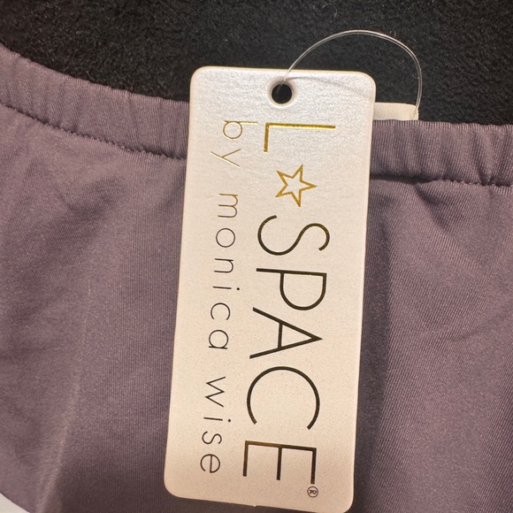 L* Space Ruffle Bikini Top Pebble Hey - Picture 8 of 9